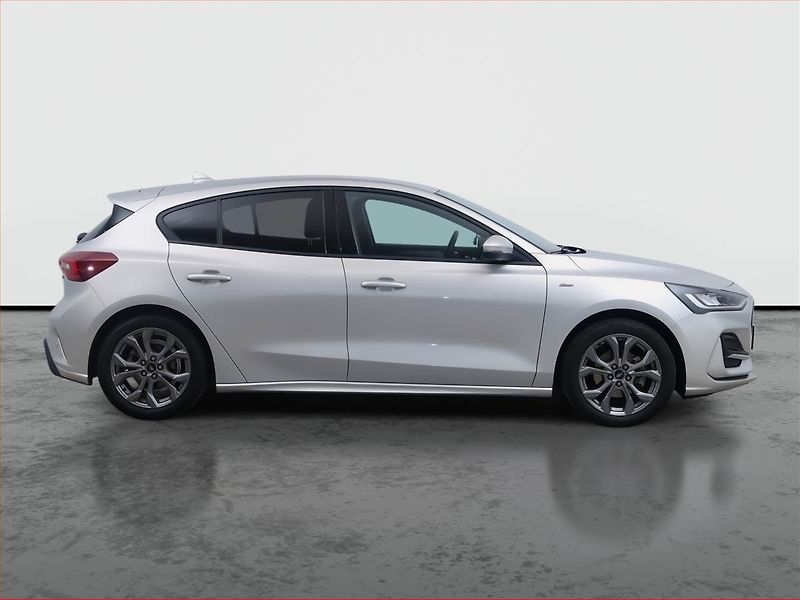 Ford Focus (2022) ST-Line 1.0 MHEV, Serv.kniha - fotka 6 z 16