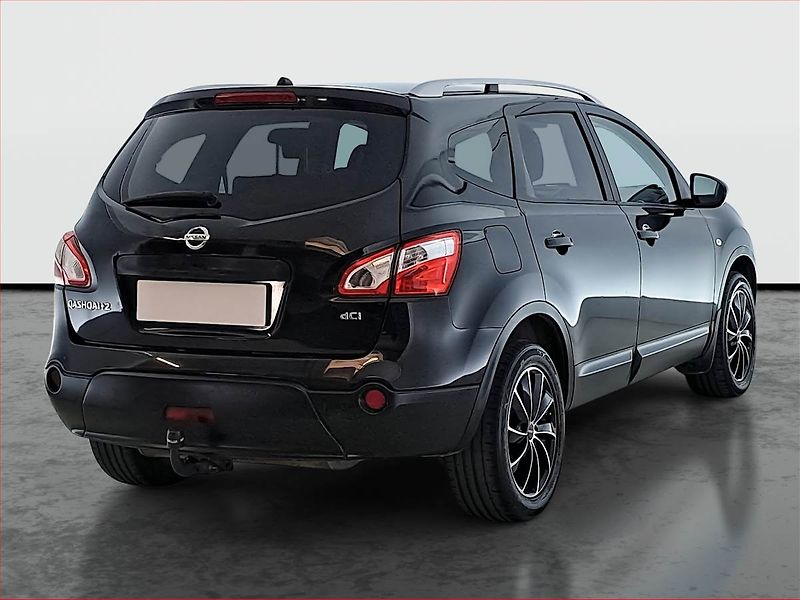 Nissan Qashqai (2011) 2.0 dCi, 4X4, Automat, 7 míst - fotka 5 z 20