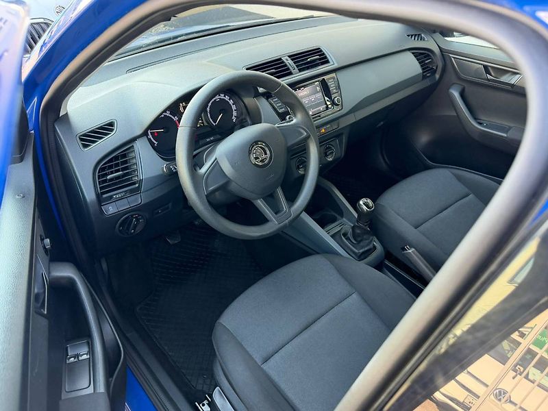 Škoda Fabia Active 1,0 TSI 70 kW 5° MP - fotka 9 z 28