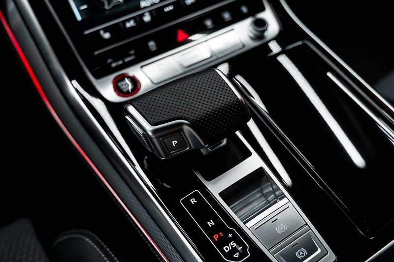 Audi SQ8 - fotka 12 z 21