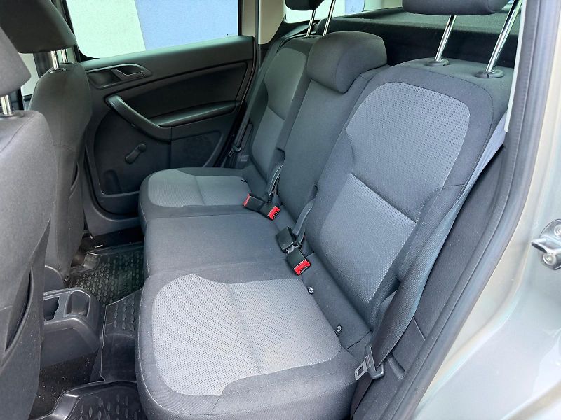 Škoda Yeti 1,2 TSI / servis.kn. /Ambition - fotka 9 z 22