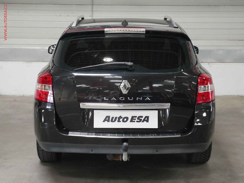 Renault Laguna (2008) 2.0 dCi, ČR, STK5/28 - fotka 5 z 21