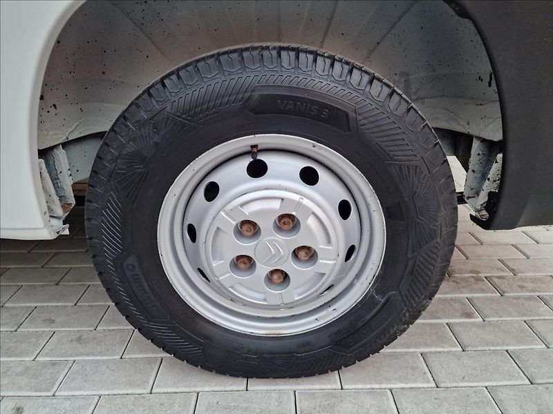 Citroën Jumper 2.2HDi L2H2 103kW,6míst,1.Maj - fotka 35 z 41