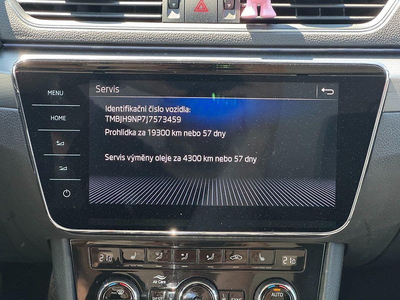 Škoda Superb (2018) 2,0 Tdi 110 Kw DSG STYLE + - fotka 21 z 32