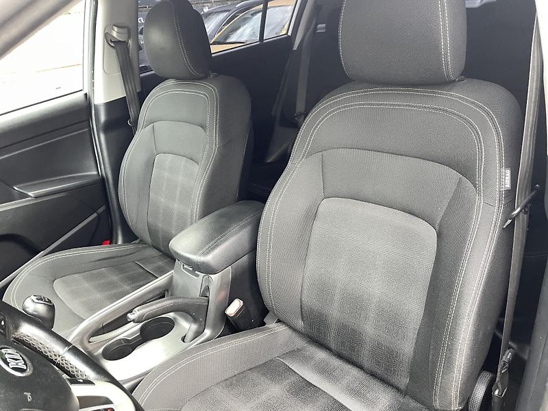 Kia Sportage (2013) 1,7 CRDi 4x2 Active  - fotka 10 z 21