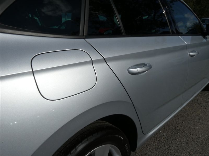Škoda Scala 1,0 TSi 70kW serviska, DPH, ČR - fotka 13 z 41