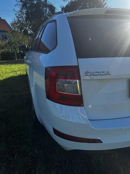 Škoda Octavia (2016) Škoda Octavia Combi 3Elegance  - fotka 8 z 18