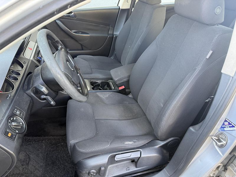 Volkswagen Passat 1,9 TDI 77kW - fotka 11 z 17