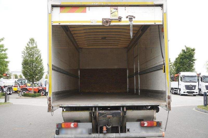 Iveco Eurocargo (2016) 160-210 / Box 18 EPAL / lift - fotka 3 z 14