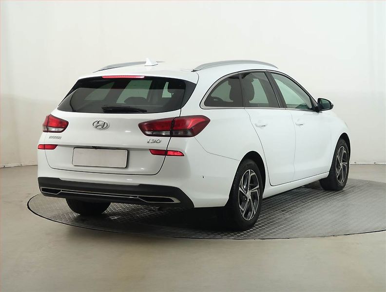 Hyundai i30 (2021) 1.6 CRDi, ČR,1.maj, Tempomat - fotka 5 z 14