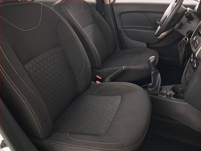 Dacia Logan (2016) 1.2 16V, ČR,1.maj - fotka 9 z 15