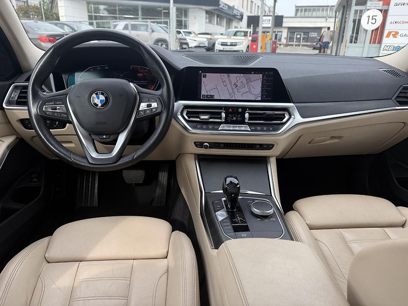 BMW Řada 3 320D  - fotka 10 z 43