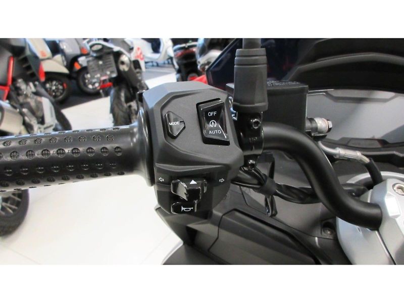 Aprilia (2026) SR GT 125 SPORT e5+ - fotka 10 z 12