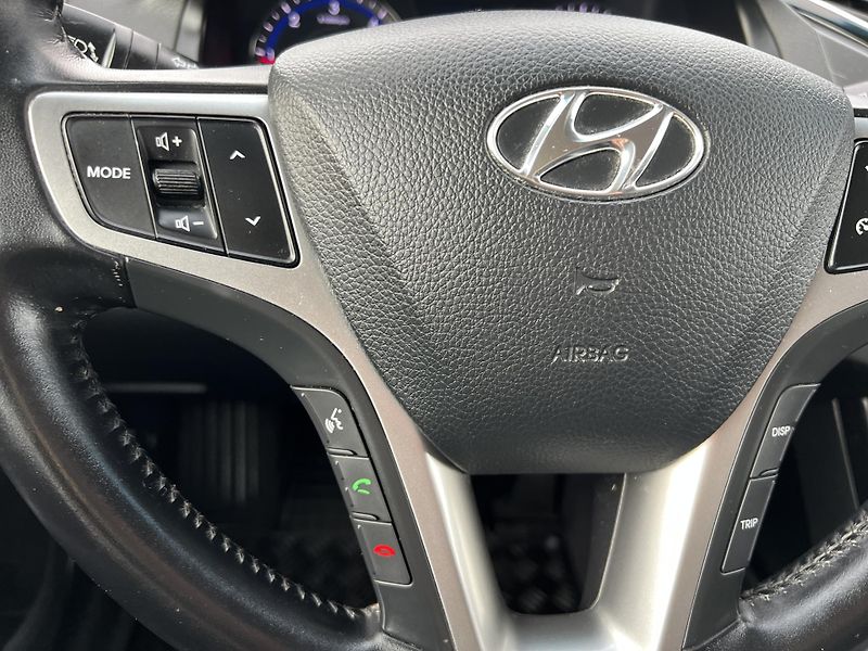 Hyundai i40 1.7CRDi NAVI KAMERA TEMPOMAT - fotka 14 z 46
