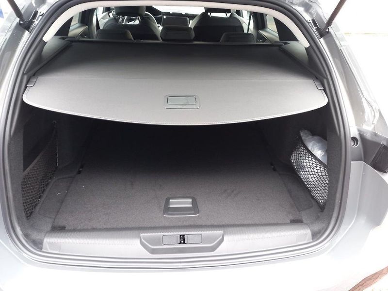 Peugeot 308 (2026) SW ALLURE Hybrid 145 e-DCS6  - fotka 10 z 33