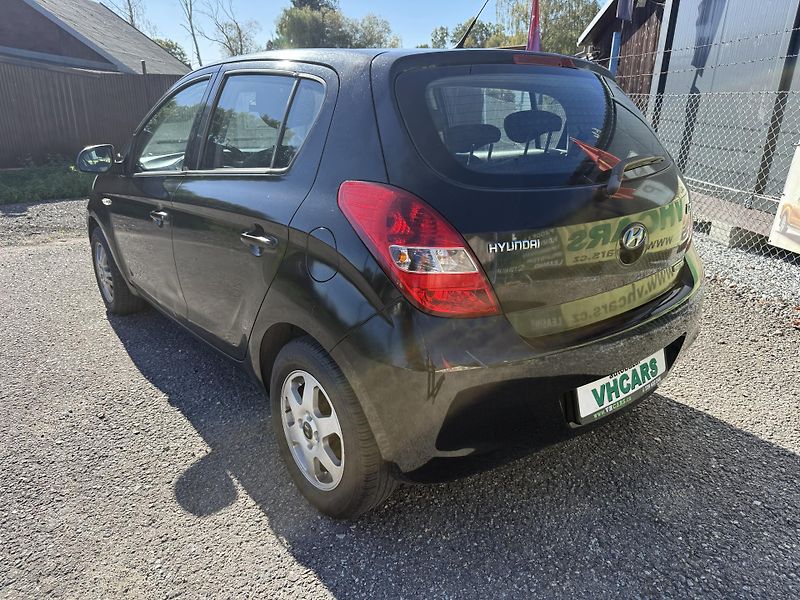 Hyundai i20 1,4CRDI  - fotka 6 z 18
