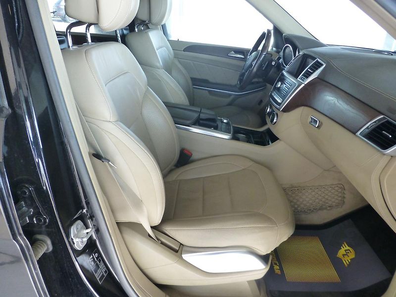 Mercedes-Benz GL (2014) 500-320KW*XENONY**7MÍST - fotka 25 z 33