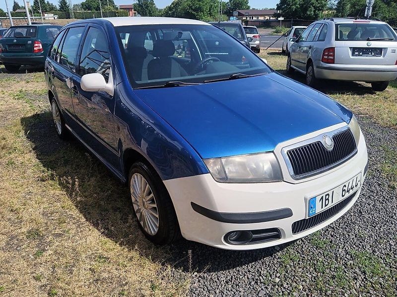 Škoda Fabia 1.4 MPI Combi Classic - fotka 7 z 17