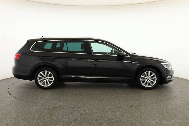 Volkswagen Passat (2015) Comfortline 2.0 TDI, Automat - fotka 6 z 17