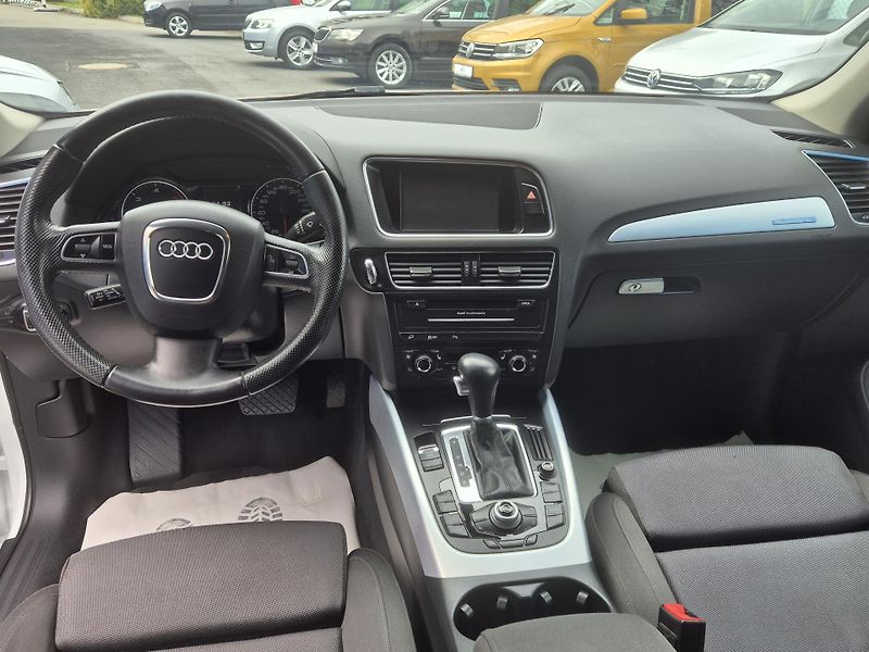 Audi Q5 (2013) - fotka 17 z 22