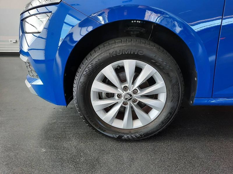 Škoda Kamiq (2021) Ambition 1.0 TSI (70kW/95k) - fotka 22 z 25