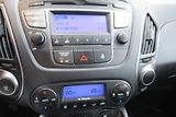 Hyundai ix35 1.7 CRDi AUT. KLIMA PŮVOD ČR - náhled 11