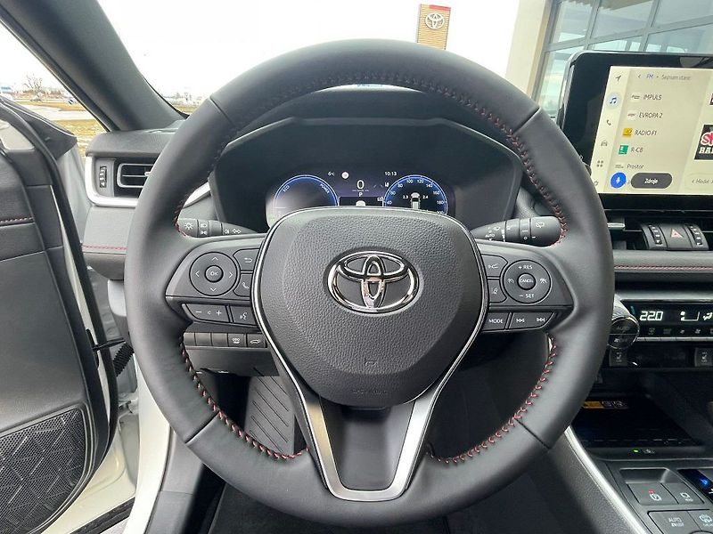 Toyota RAV4 2.5 Plug-In Hybrid 4x4Dynamic - fotka 16 z 29