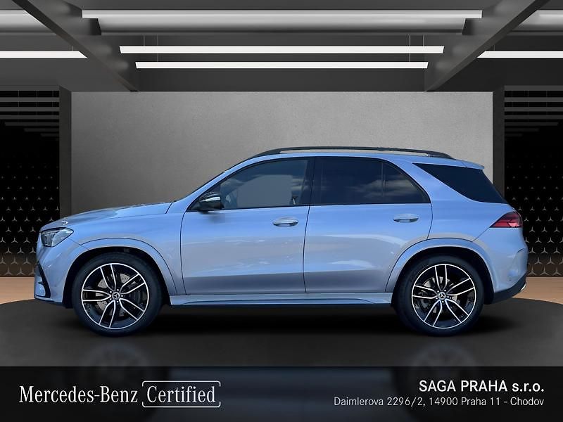 Mercedes-Benz GLE 450d 4MATIC AMG Night - fotka 6 z 21