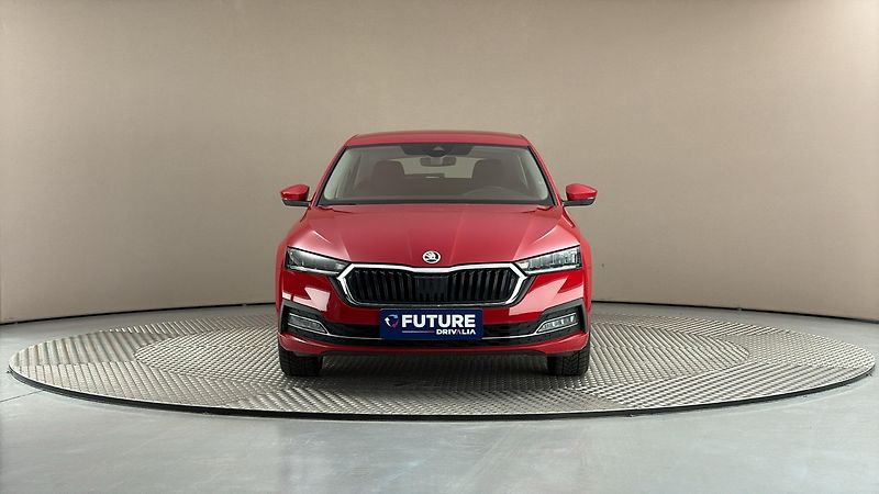 Škoda Octavia 2.0 TDI Style - fotka 3 z 27