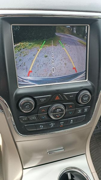 Jeep Grand Cherokee 3,0d Overland Nové v ČR - fotka 22 z 52