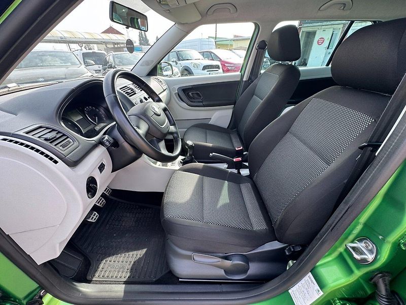 Škoda Fabia (2012) SCOUT 1,2 TSI 63 KW 2. MAJ - fotka 17 z 50