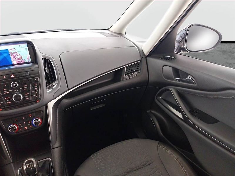 Opel Zafira (2012) 2.0 CDTI, 7 míst, Serv.kniha - fotka 8 z 21
