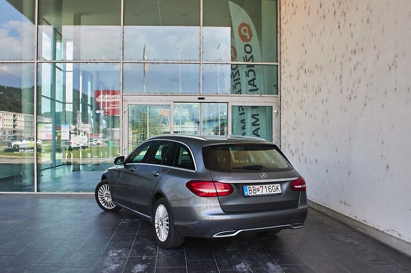 Mercedes-Benz Třídy C (2017) Mercedes C200 - T (kombi) - fotka 7 z 21