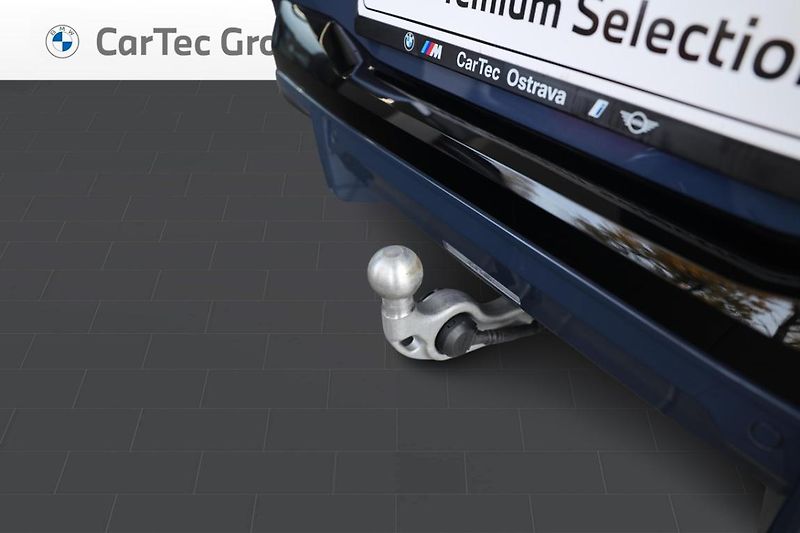 BMW iX3 50 xDrive - fotka 8 z 28