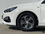 Hyundai i30 1,5 T-GDI Combi Comfort PDC - náhled 19