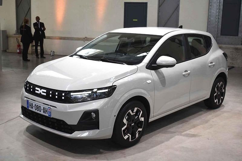 Nabídka aut s automatickou převodovkou za dostupnou cenu je čím dál bohatší.