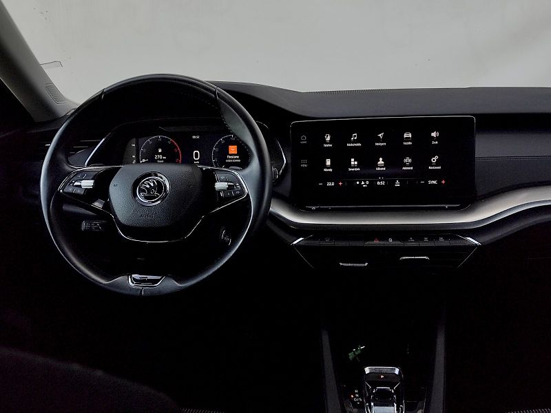 Škoda Octavia (2023) Combi Ambition 2,0 Tdi 110 Kw - fotka 6 z 36