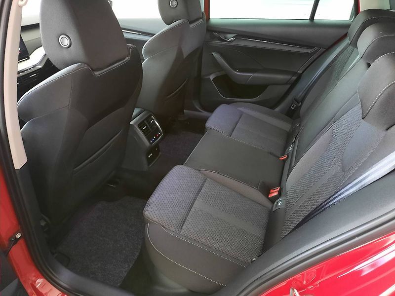 Škoda Octavia (2022) Combi 2.0 TDI (110kW/150k) DSG - fotka 8 z 28