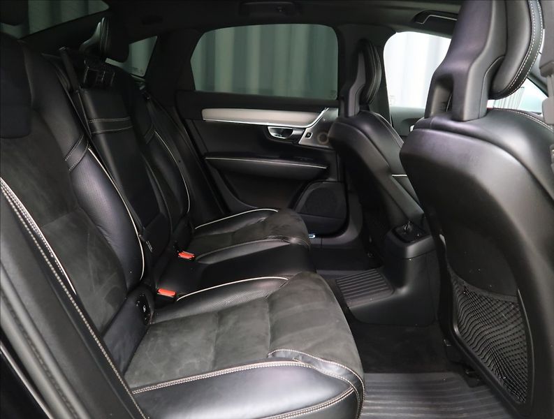 Volvo S90 2,0 T8 TWINENGINE AWD R-DESIGN - fotka 45 z 52