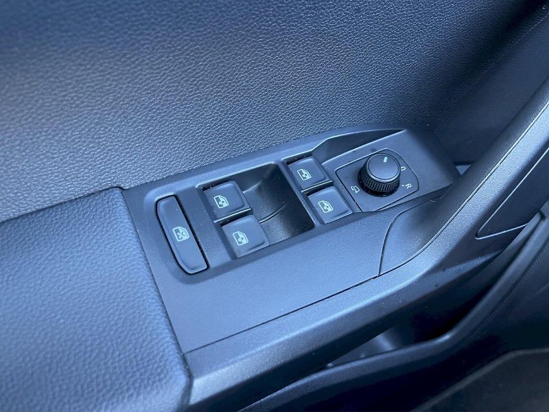 Seat Arona (2024) 1.0 TSI 81kW DSG Style Plus - fotka 20 z 32