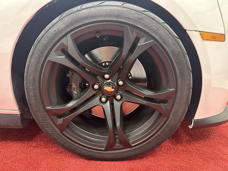Chevrolet Camaro (2014) ZL1*KAMERA*CANADA - fotka 13 z 16