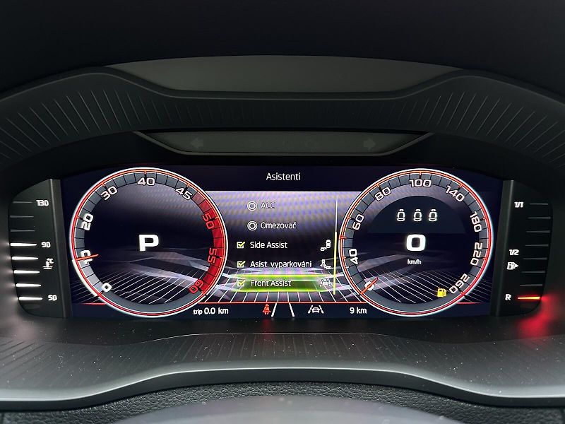 Škoda Karoq 2.0TDi 4x4 DSG 150PS Sportline - fotka 24 z 48