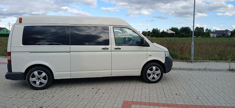 Volkswagen Transporter 1.9 TDI L2 H2 9míst LONG  - fotka 6 z 32