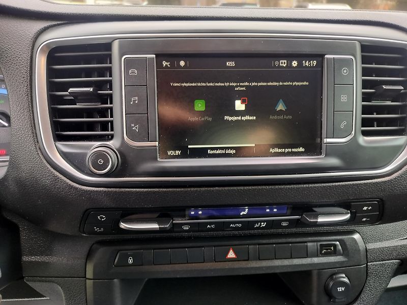 Opel Vivaro e, navigace, 9míst - fotka 16 z 27