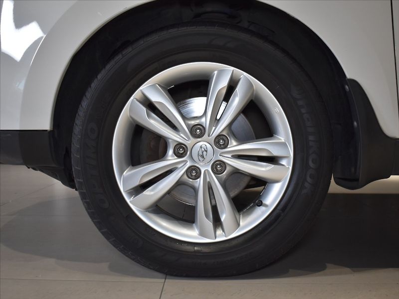 Hyundai ix35 1,7 CRDI Výhřevy - fotka 7 z 20