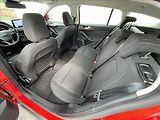 Ford Focus 1,5 Ecoblue AT8 Titanium Style - náhled 16