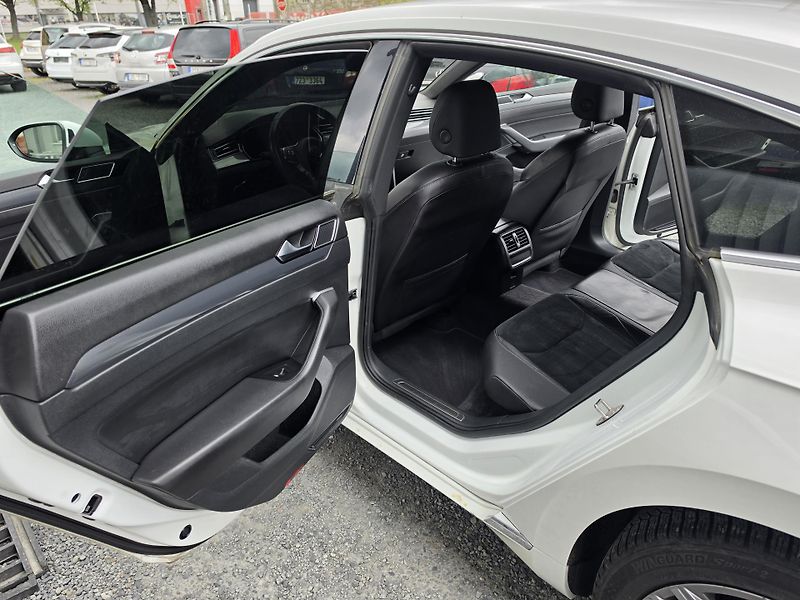Volkswagen Arteon 2.0 TDI R-Line TZ Led Alcantra - fotka 8 z 19