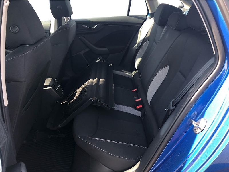 Škoda Scala 1.0 TSi SELECTION - fotka 12 z 27