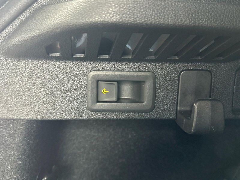 Škoda Kamiq (2025) DSG 1.0TSI 85kW Monte Carlo - fotka 31 z 33
