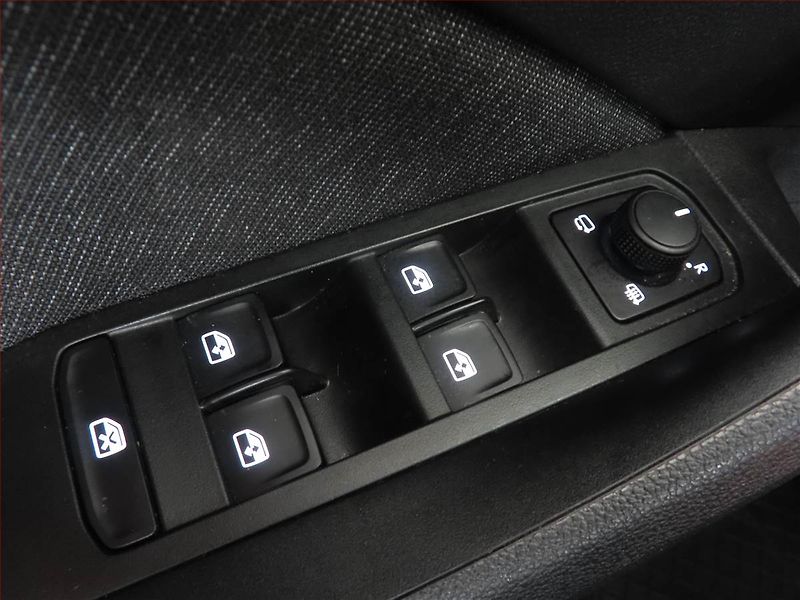 Škoda Kamiq (2023) 1.5 TSI - fotka 15 z 15